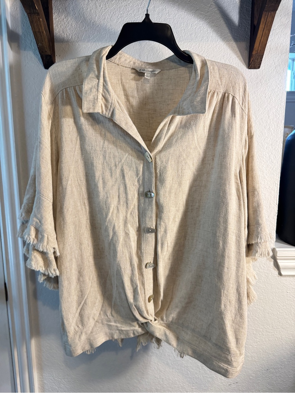 John Mark Cream Lace-Back Tunic Shirt Size L